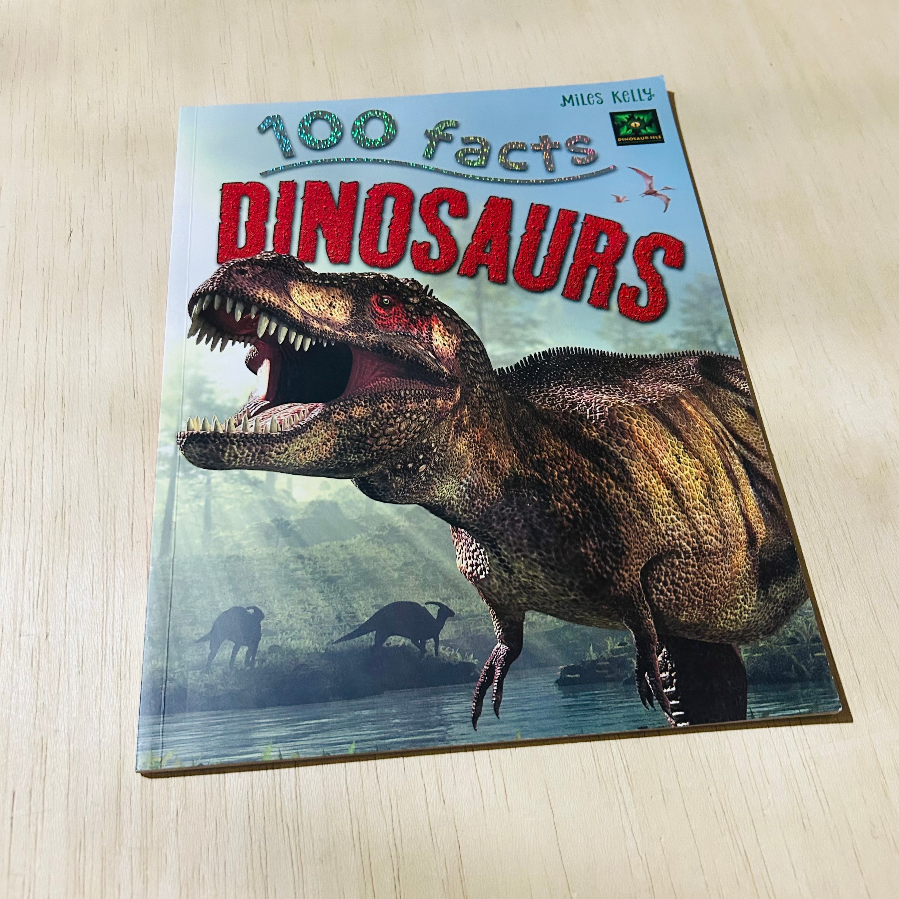 100 Facts - Dinosaurs