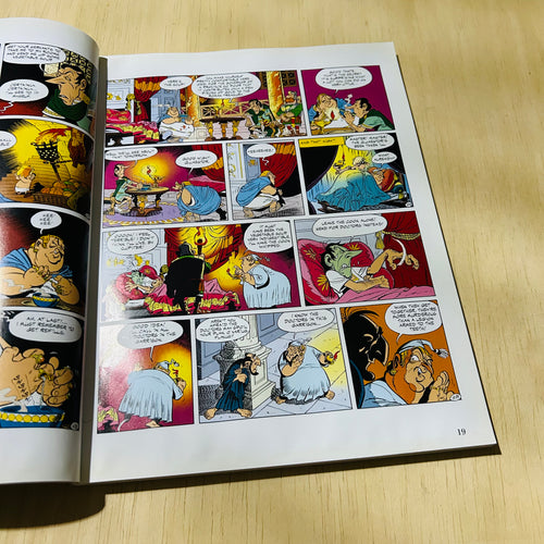 Asterix Omnibus - 6