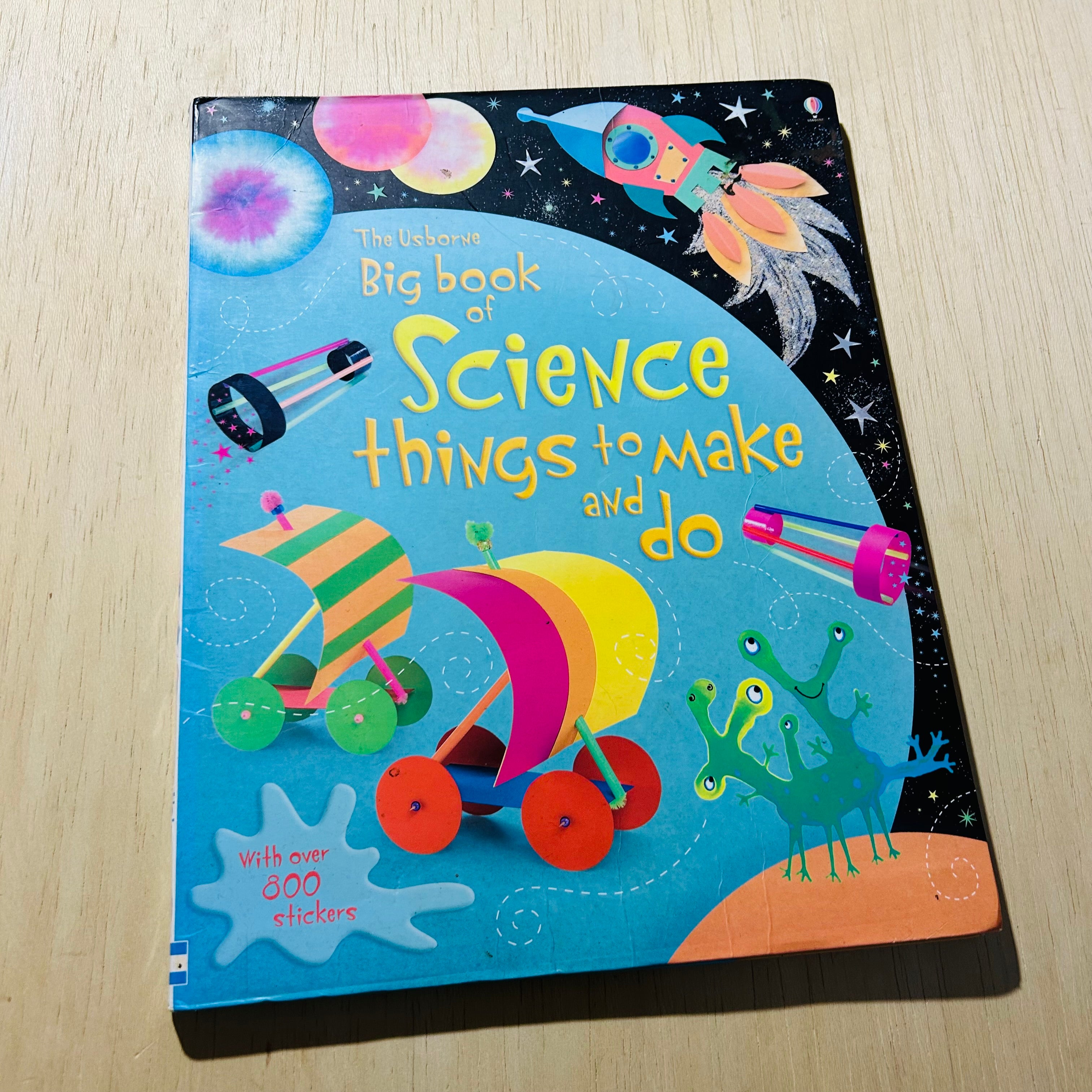 Big Book of Science Things To Make - 800 Stickers