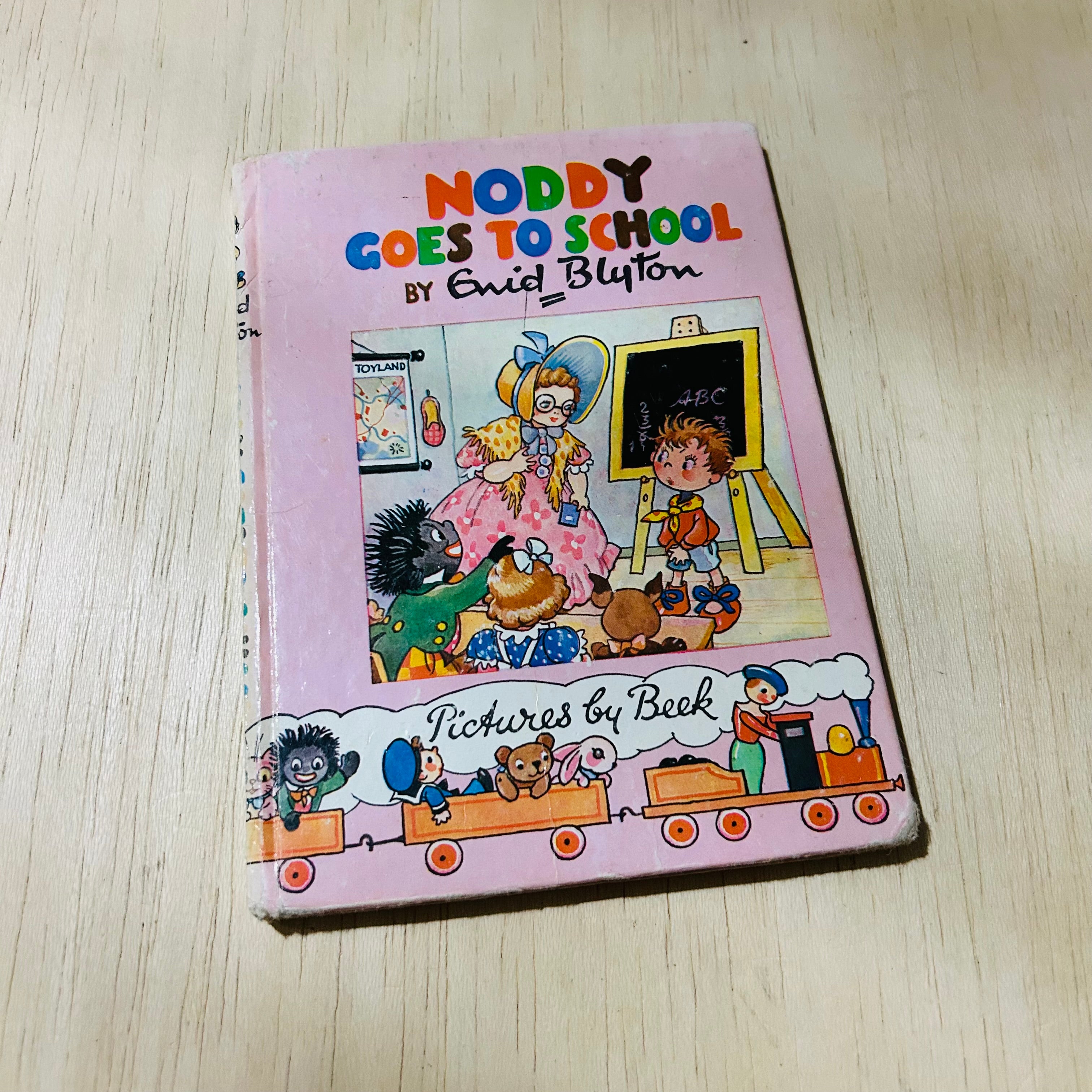 Noddy Goes to School