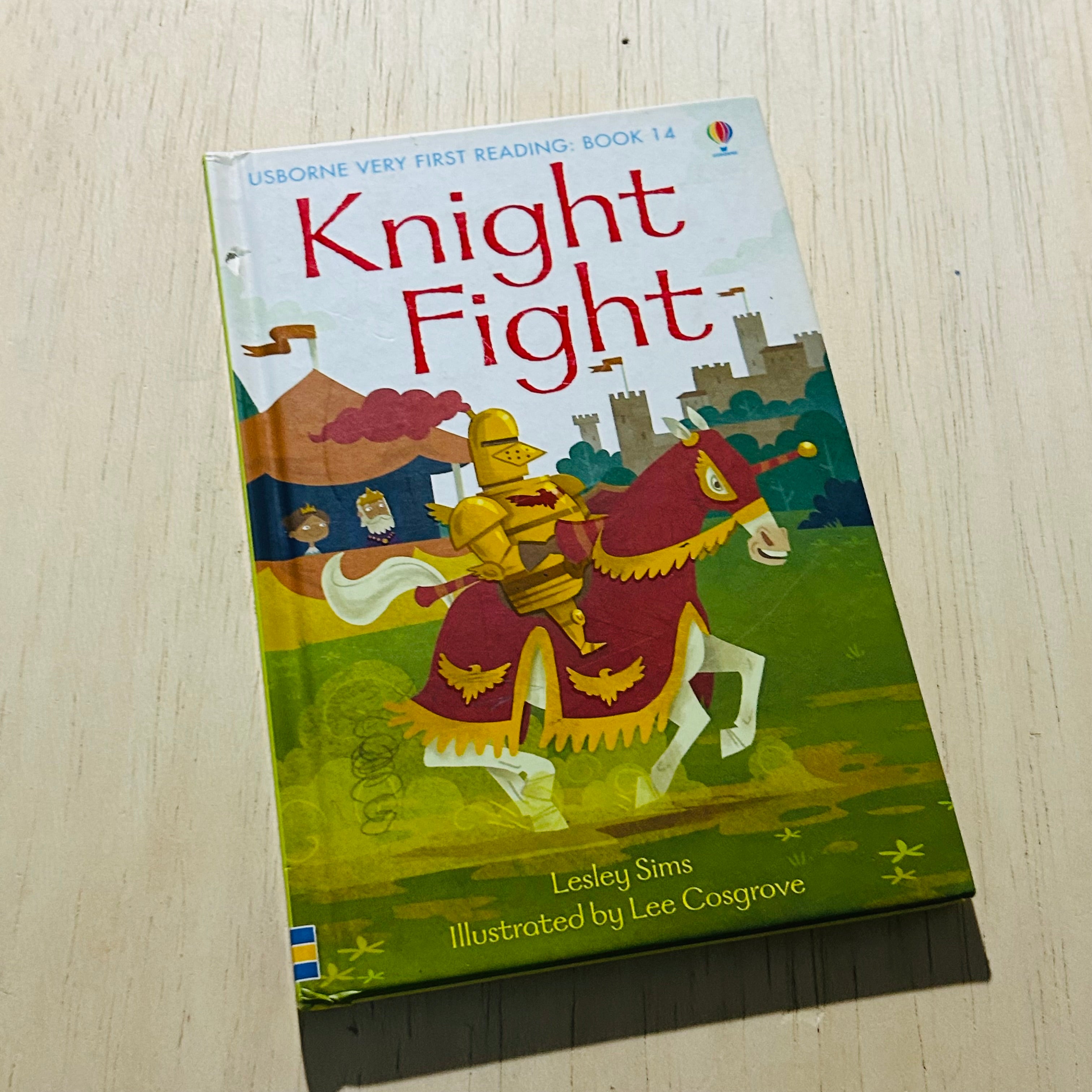 Knight Fight - Hardcover