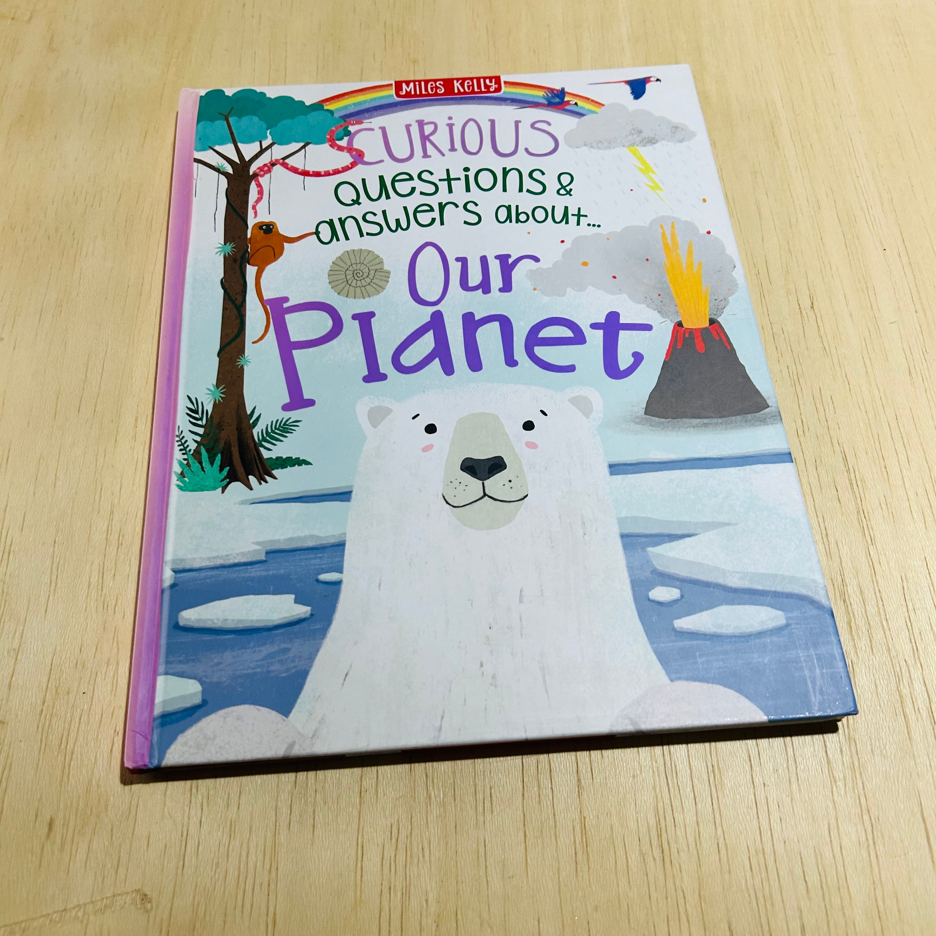 Curious Q and A About Our Planet - Hardcover