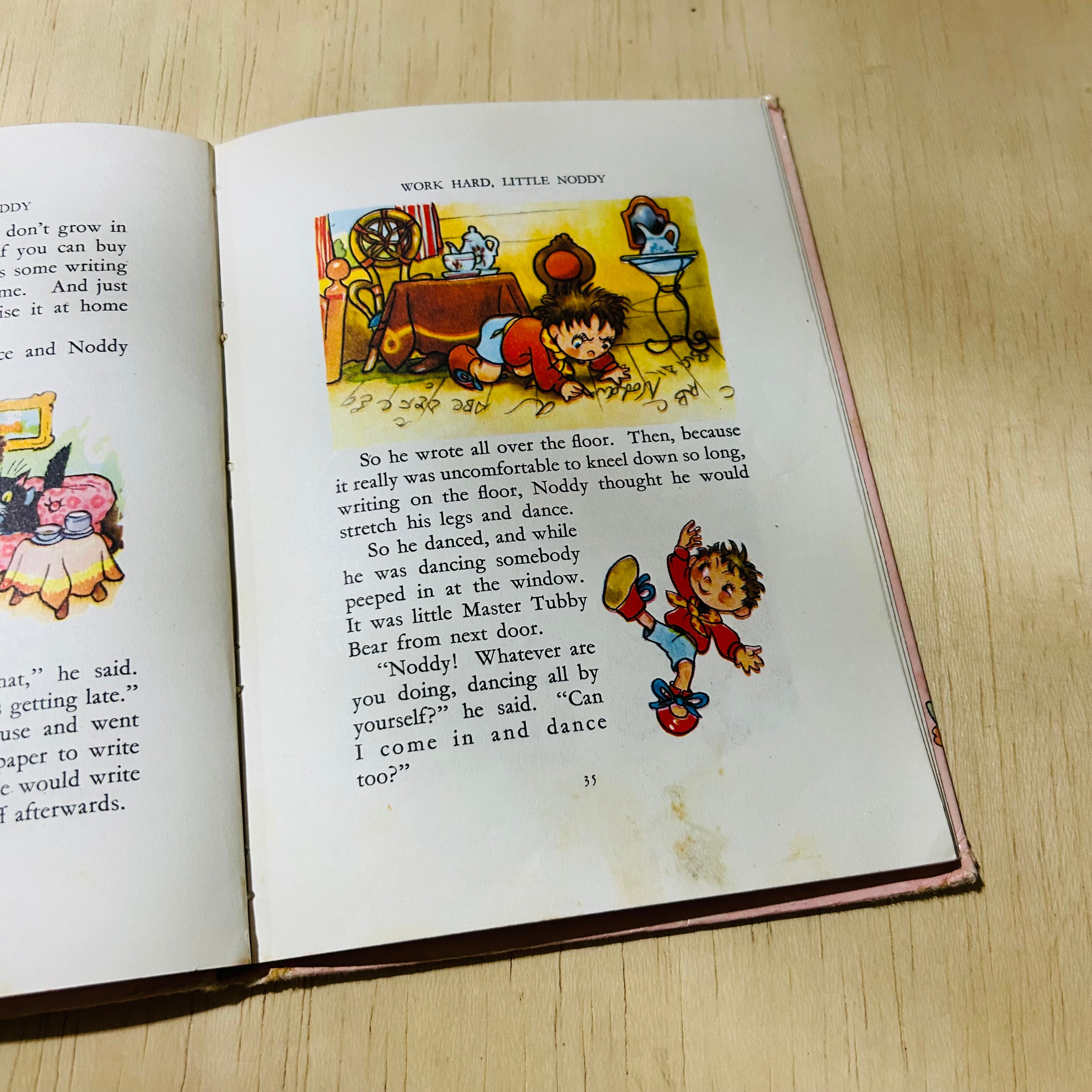 Noddy Goes to School